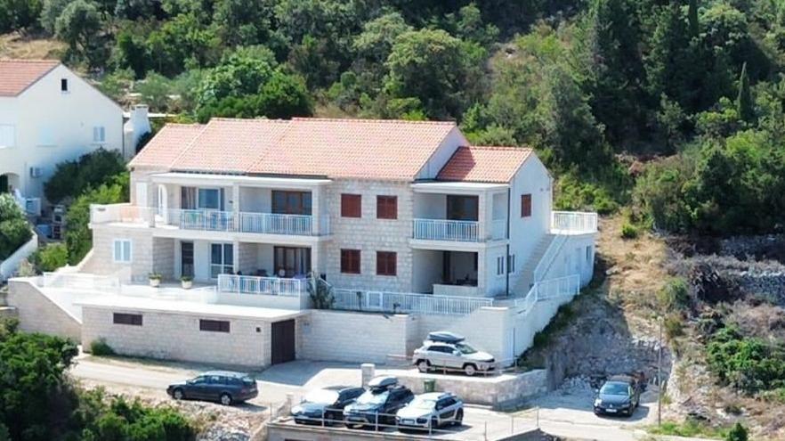 Apartments Aferdita Racisce Exterior photo